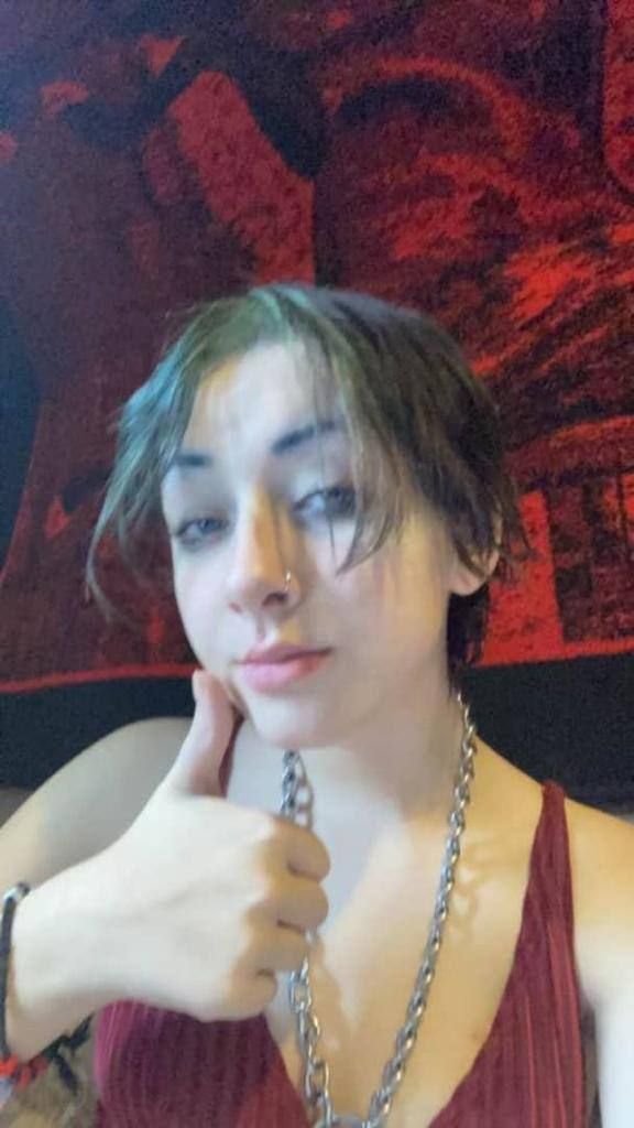 Hi guys💋✦️🖐✦💋. My name is lucy   ,I live alone in my home, an appointment time in a low rate including 💋 💦. 👅Dgoggy Style/👅69 - Image 3